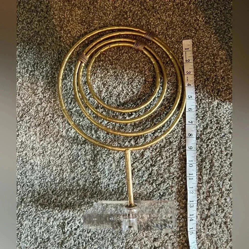 DECORATIVE ABSTRACT METAL ROSE GOLD SPEAR‎ SCULPTURE